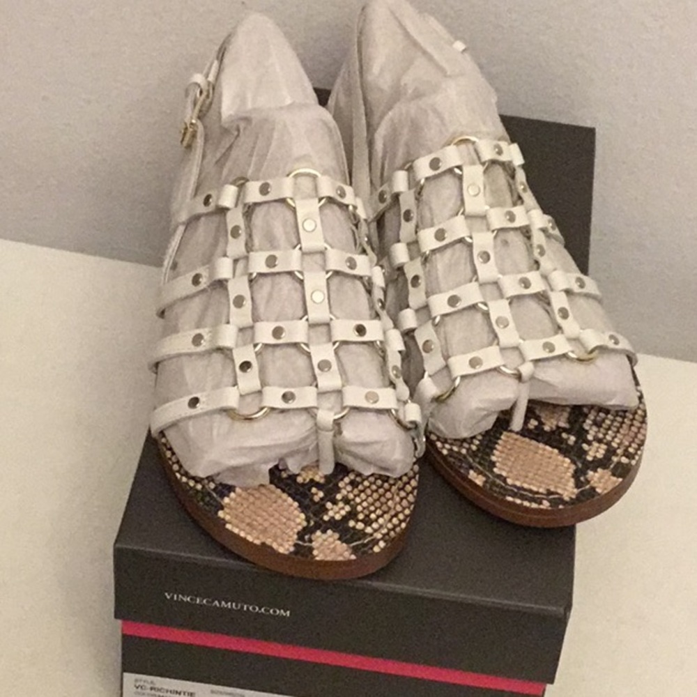 - Vince CAMUTO Richintie  studded sandals 8.5.